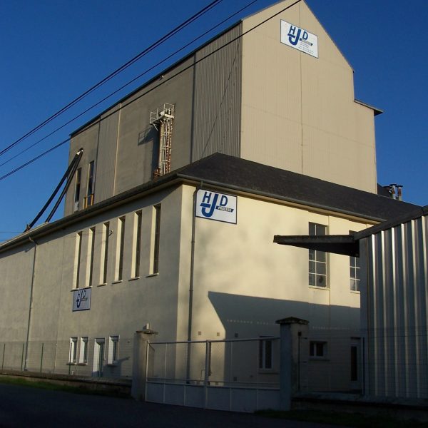 locaux zi pierre becret